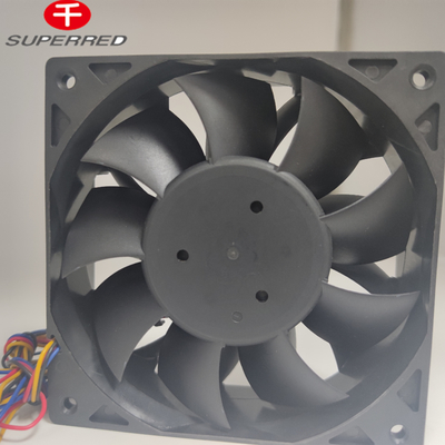 45 CFM hava akışı ve özelleştirilmiş boyutları olan verimli CPU DC fanı