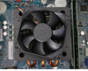 Daha iyi kontrol için isteğe bağlı sinyal çıkışı ile yüksek performanslı 12V DC soğutma fanı