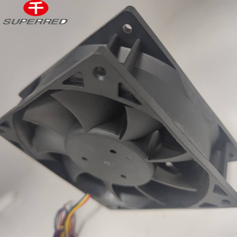 80 X 80 X 25mm 12V DC Bilgisayar Ventilatörü Boyutları ve İsteğe bağlı Sinyal Çıktısı